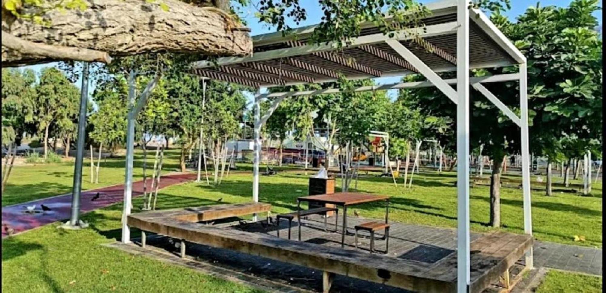 Spat Beach Bat Yam Exteriör bild