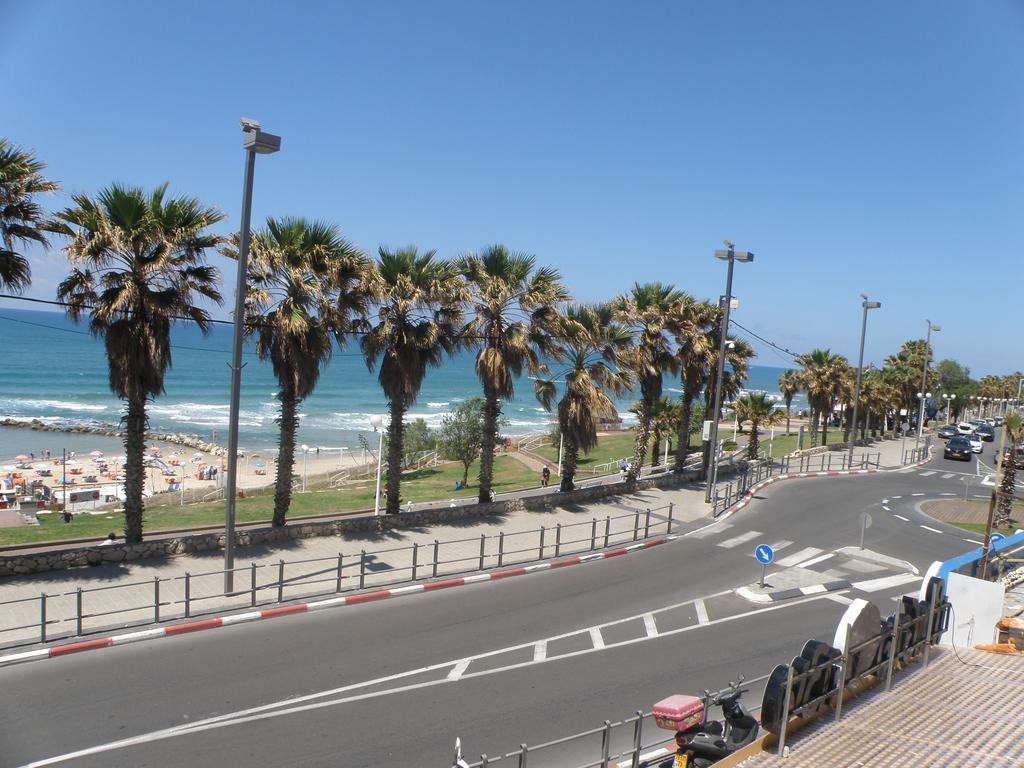 Spat Beach Bat Yam Exteriör bild